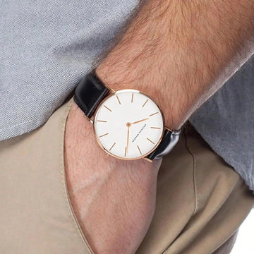 Minimalist Leather Quartz Watch